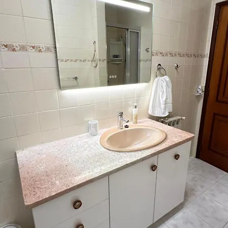 بيت للعطل Casa Sol E Mar By Ferias Em Figueira فيغيورا دا فوز