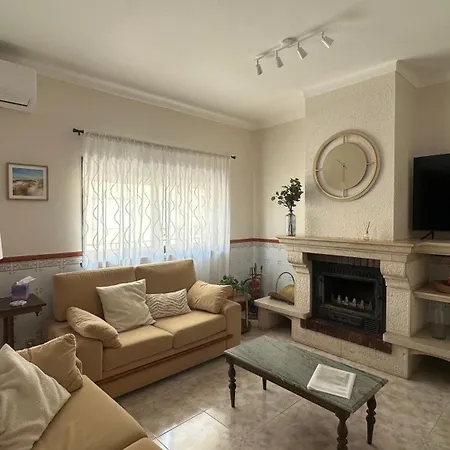 Casa Sol E Mar By Ferias Em Figueira فيغيورا دا فوز